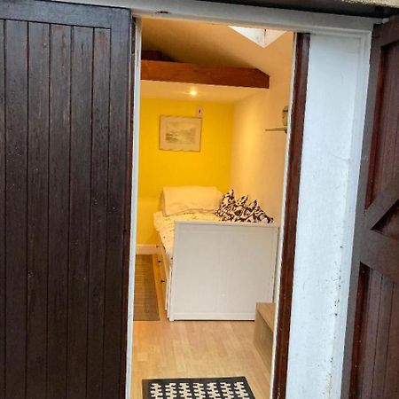 Studio Annexe With Separate Shower Room Broadhempston Extérieur photo